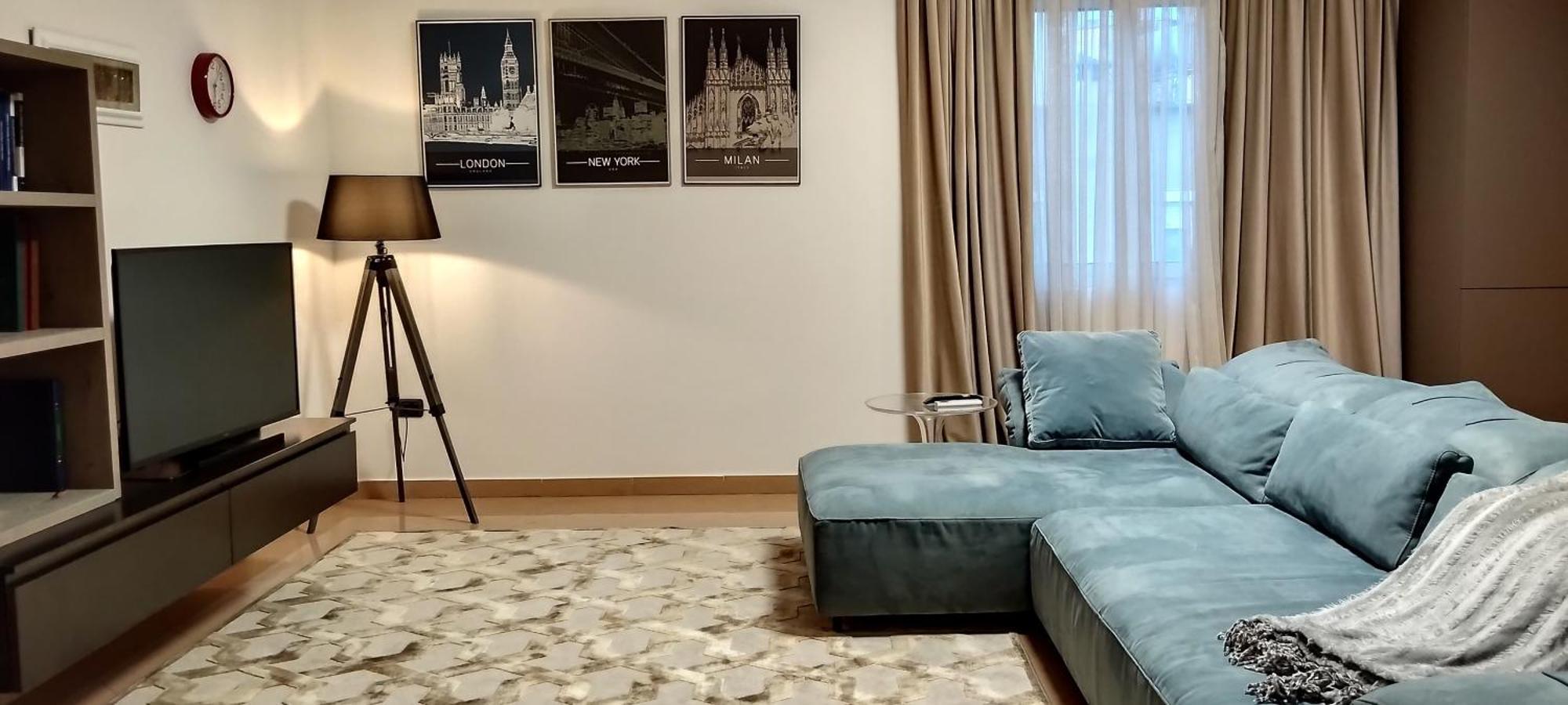 Villa Chaplin Tirana Exteriör bild